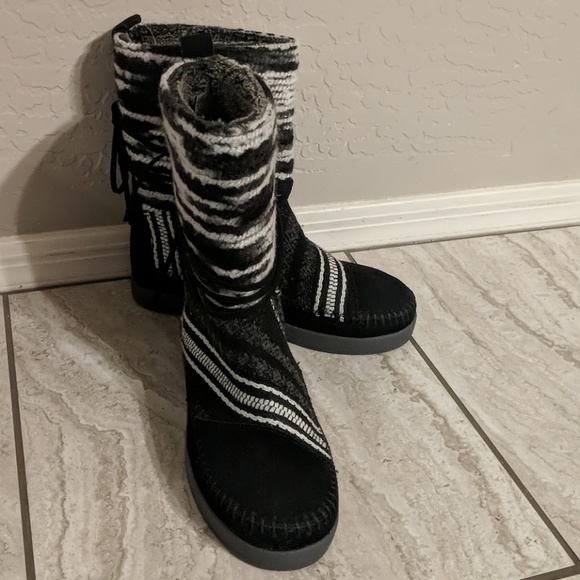 Toms Shoes Toms Nepal Boots Black 5 Poshmark
